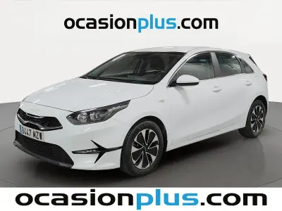 Usado Kia Ceed 101 CV (74 kW) 2025 Blanco Utilitario