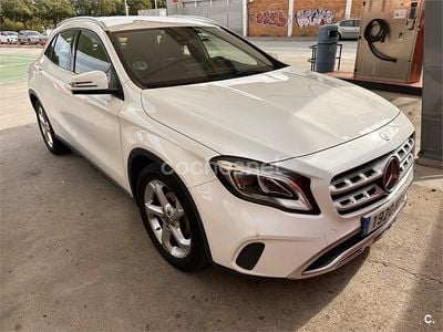 Mercedes GLA220