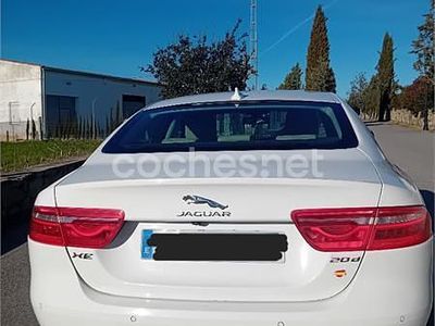Usado Jaguar XE Prestige 180 CV (132 kW) 2016 Blanco Berlina