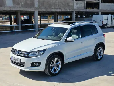 Usado VW Tiguan R-line 140 CV (102 kW) 2014 Blanco SUV