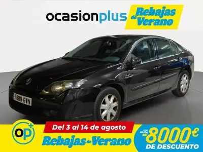 Usado Renault Laguna III Expression 140 CV (102 kW) 2010 Negro Berlina