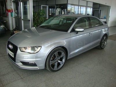 Usado Audi A3 110 CV (80 kW) 2014 Gris / plata Berlina
