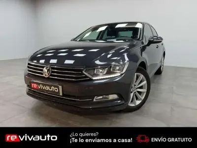 Usado VW Passat Advance 150 CV (110 kW) 2019 Gris Berlina