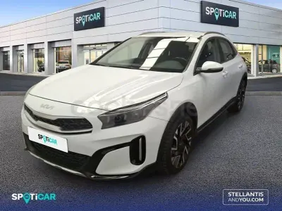 Usado Kia XCeed 100 CV (73 kW) 2024 Blanco SUV