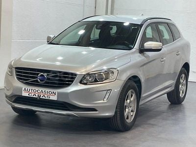 Käytetty Volvo XC60 Momentum 190 HP (139 kW) 2016 Harmaa Katumaasturi