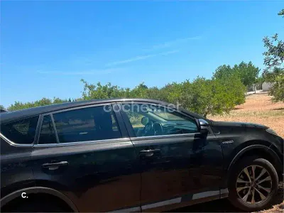 Usado Toyota RAV4 Hybrid 197 CV (144 kW) 2016 Negro SUV