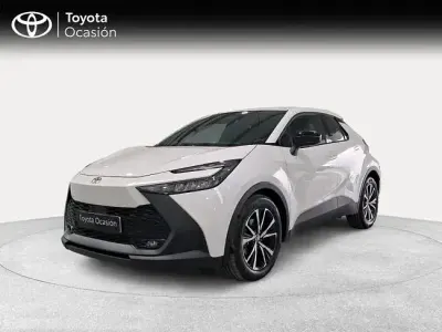 Käytetty Toyota C-HR Advance 140 HP (102 kW) 2025 Valkoinen Katumaasturi