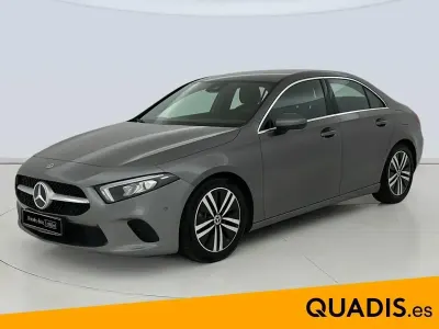 Usado Mercedes A180 136 CV (100 kW) 2022 Gris Berlina