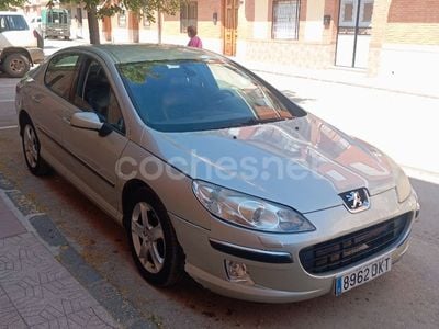 Peugeot 407