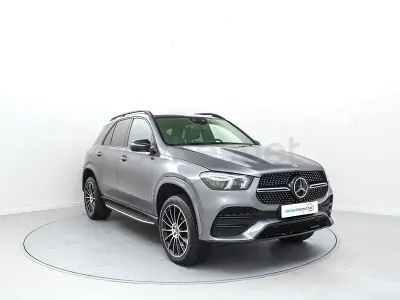Usado Mercedes GLE400 330 CV (242 kW) 2020 Gris / plata SUV