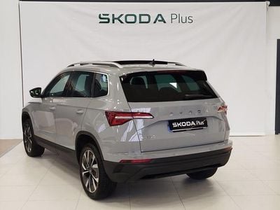 Gris Nuevo 2025 Skoda Karoq SUV | 37.000 € (Caro)