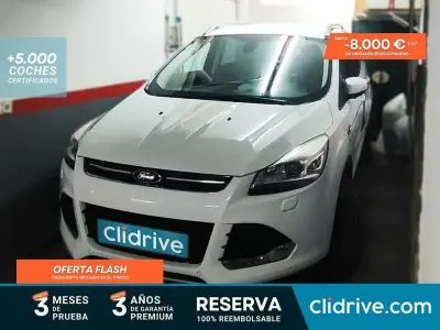 Usado Ford Kuga Titanium 150 CV (110 kW) 2013 Blanco SUV