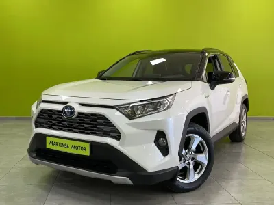 Usado Toyota RAV4 Hybrid Advance 218 CV (160 kW) 2020 Blanco SUV