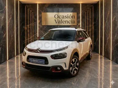 Usado Citroën C4 Cactus Shine 102 CV (75 kW) 2019 Blanco Utilitario