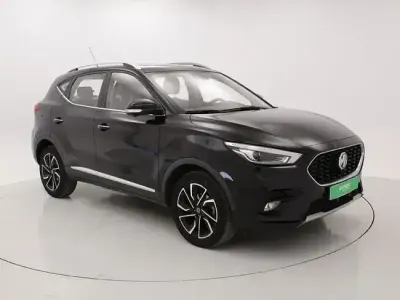 Usado MG ZS Luxury 111 CV (81 kW) 2023 Negro SUV
