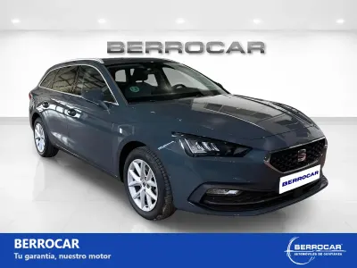 Usado Seat Leon Style 116 CV (85 kW) 2025 Gris