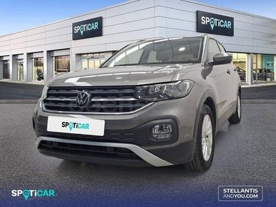 Usado VW T-Cross Advance 110 CV (80 kW) 2021 Gris / plata SUV