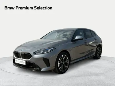 Usado BMW 120 Comfort Edition 163 CV (119 kW) 2025 Gris plata Utilitario