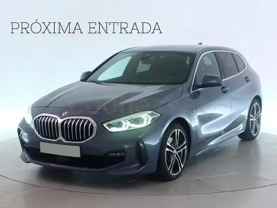 Usado BMW 118 M Sport 150 CV (110 kW) 2022 Gris / plata Berlina