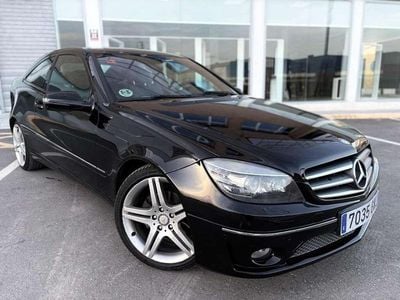 Usado Mercedes C220 150 CV (110 kW) 2009 Negro Coupe