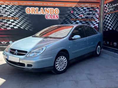 Usado Citroën C5 110 CV (80 kW) 2002 Azul claro Berlina