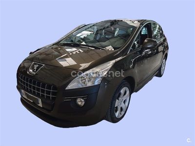 Marrón Usado 2010 Peugeot 3008 Berlina | 6800 € (Un poco caro)
