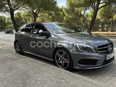 Usado Mercedes A220 AMG line 170 CV (125 kW) 2013 Gris / plata Utilitario