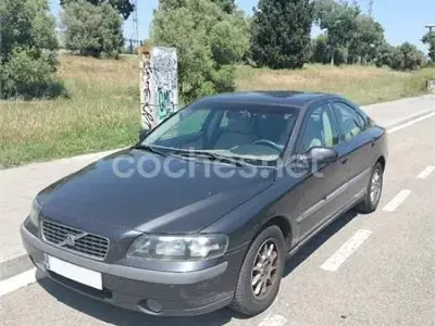 Usado Volvo S60 170 CV (125 kW) 2001 Verde Berlina