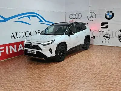 Usado Toyota RAV4 Hybrid Luxury 218 CV (160 kW) 2023 Blanco SUV