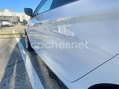 Usado Renault Zoe Life 67 kW (92 CV) 2020 Eléctrico Utilitario