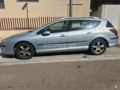 Usado Peugeot 407 Sport 136 CV (100 kW) 2006 Gris / plata Familiar