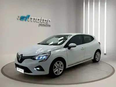 Usado Renault Clio Zen 140 CV (102 kW) 2021 Blanco Utilitario