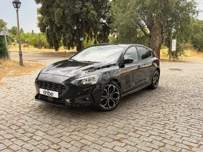 Usado Ford Focus ST-Line X 125 CV (91 kW) 2021 Negro Berlina