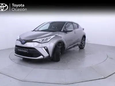 Usado Toyota C-HR Advance 122 CV (89 kW) 2021 Gris / plata SUV