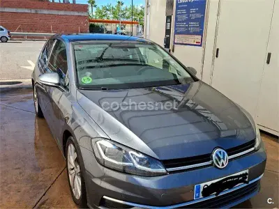 Usado VW Golf VII Sportline 150 CV (110 kW) 2019 Gris / plata Berlina