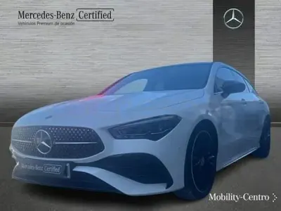 Usado Mercedes CLA200 Shooting Brake 150 CV (110 kW) 2024 Blanco polar Familiar