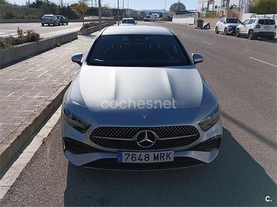 Usado Mercedes A250 218 CV (160 kW) 2024 Gris / plata Berlina