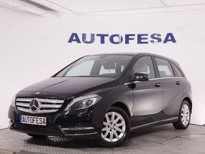 Usado Mercedes B180 109 CV (80 kW) 2014 Negra Monovolumen