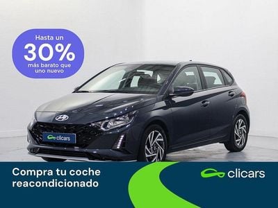 Gris Usado 2024 Hyundai i20 Berlina | 15.590 € (Precio justo)
