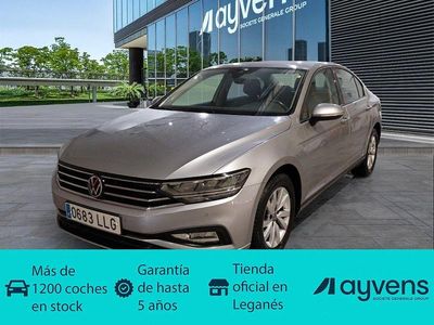 Usado VW Passat Business 122 CV (89 kW) 2020 Gris plata Berlina