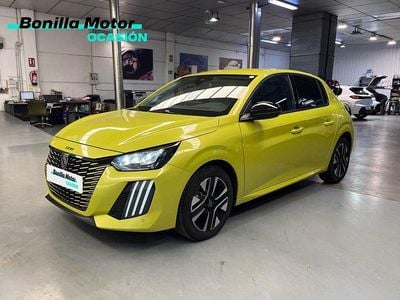Usado Peugeot 208 Allure 100 CV (73 kW) 2024 Amarillo Utilitario