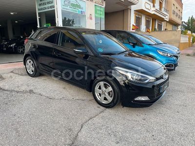 Negro Usado 2016 Hyundai i20 Berlina | 9500 € (Precio justo)