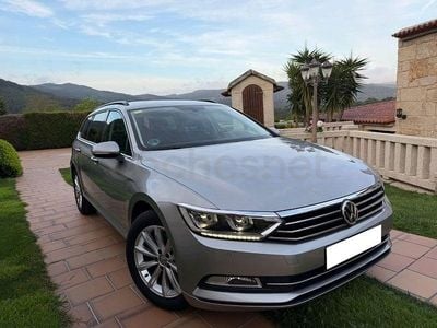 Begagnad VW Passat Edition 120 HK (88 kW) 2015 Grå Kombi