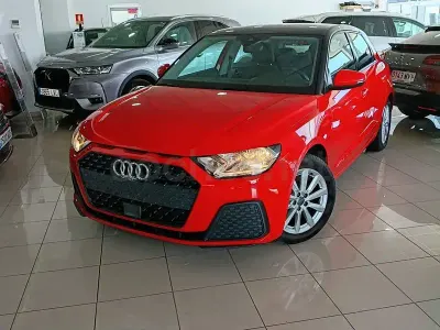 Usado Audi A1 Sportback 95 CV (69 kW) 2019 Rojo Utilitario
