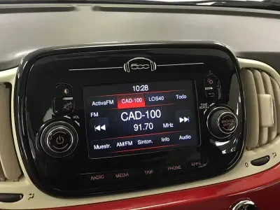 Usado Fiat 500 Lounge 69 CV (50 kW) 2019 Rojo Berlina
