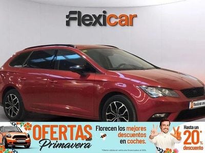 Usado Seat Leon Reference 105 CV (77 kW) 2015 Rojo