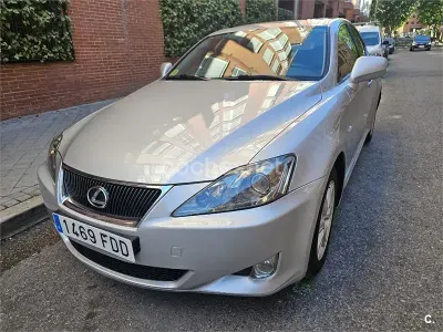 Usado Lexus IS220d