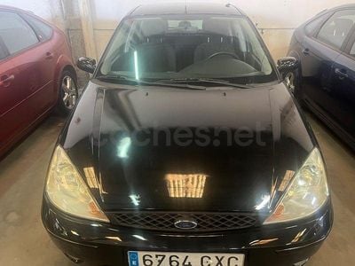 Usado Ford Focus Trend 100 CV (73 kW) 2004 Negro Berlina
