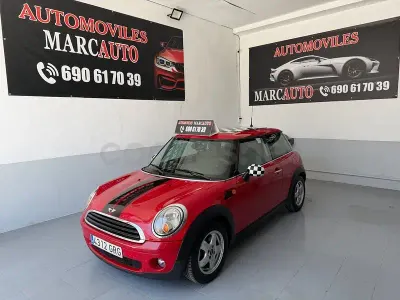 Usado Mini ONE 98 CV (72 kW) 2010 Rojo Utilitario
