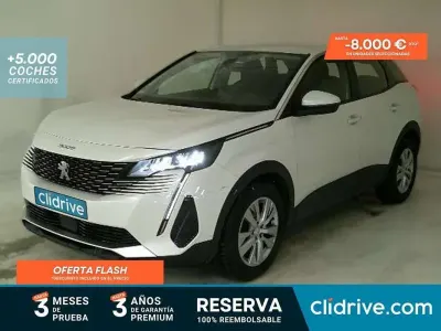 Usado Peugeot 3008 Active 131 CV (96 kW) 2021 Blanco SUV